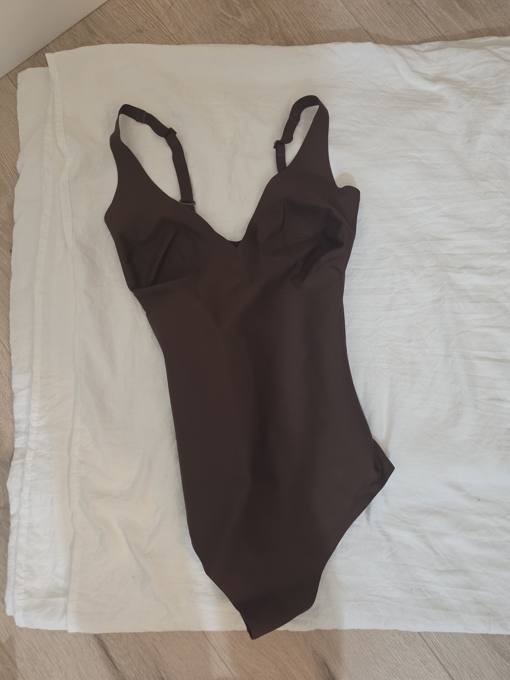 Skims Body Core Sculpt Plunge Bodysuit